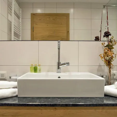 Apartment Flat Near The Area In