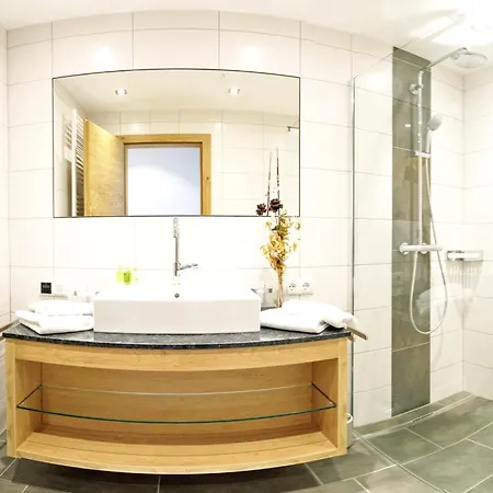 In Near Lifts Apartment *