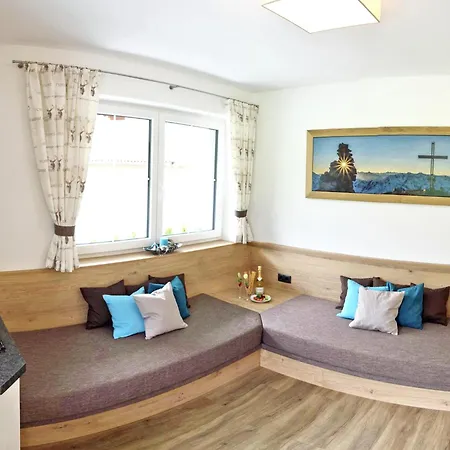 Apartment In Near Lifts